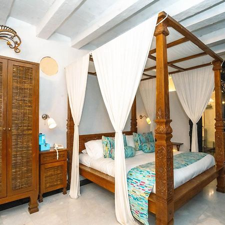 Hotel Aguamarina Boutique (Adults Only) Картахена Экстерьер фото