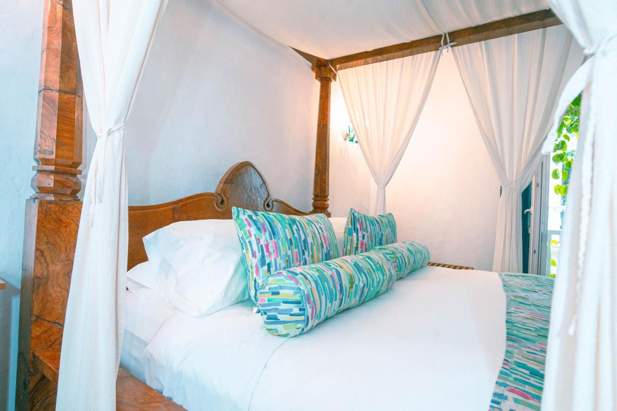Hotel Aguamarina Boutique (Adults Only) Картахена Экстерьер фото